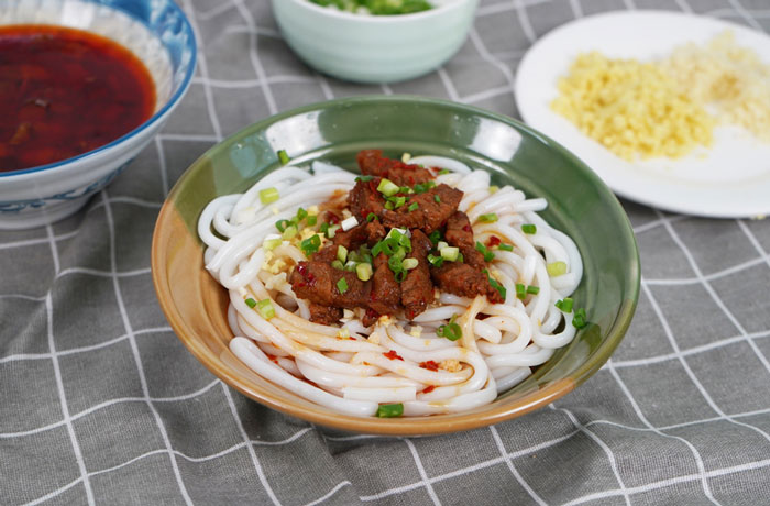 新政镇肉臊子粉培训